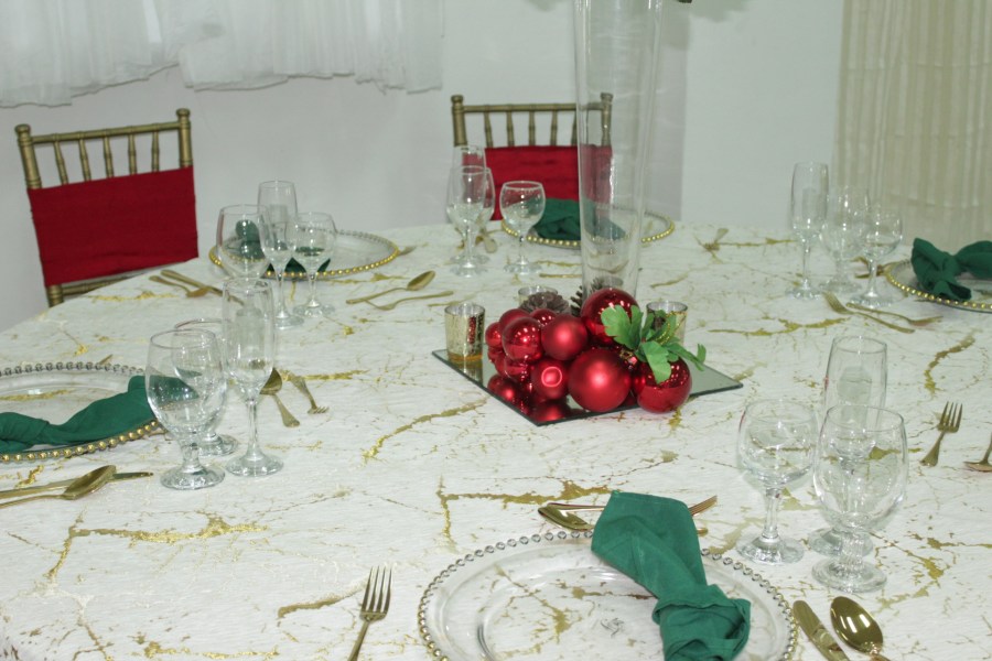 Grand Hall table arrangement